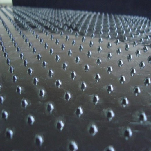 Геомембрана HDPE (ПЭНД) Тип 4/1 - 1,5 мм в Волгоград
